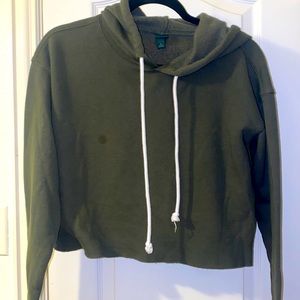 Cropped hoodie